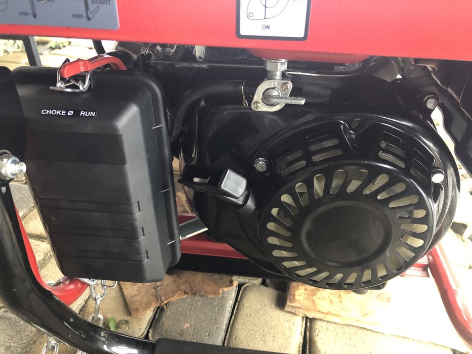 Генератор бензиновий, Einhell