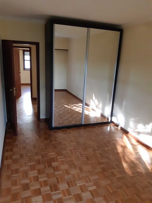 Aluga-se Quarto ao Metro Casa da Música