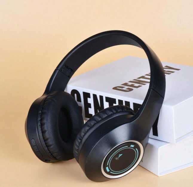 Беспроводные накладные наушники  М3 Bluetooth V5.0 MP3 Black c RGB