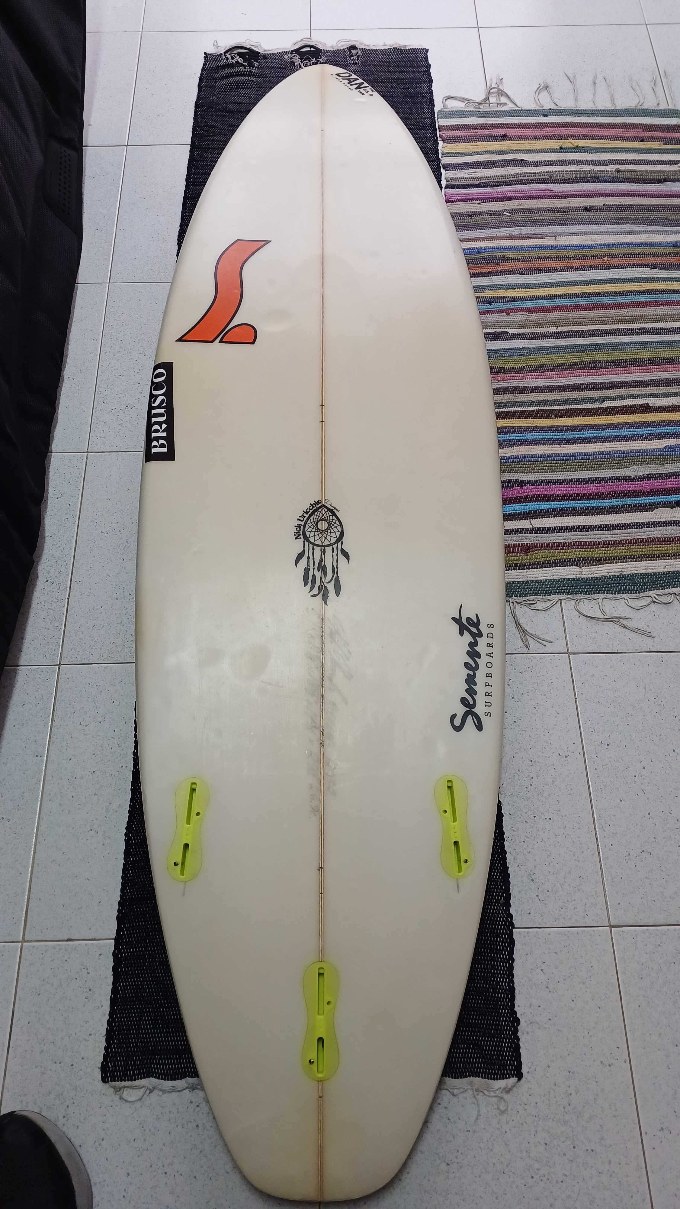 Prancha surfboard SEMENTE 5,11 (27 Litros)