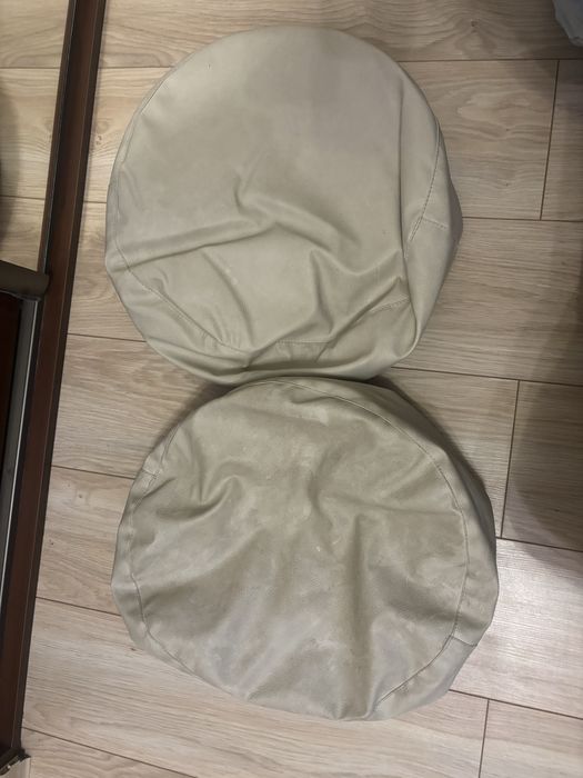 Beżowy Stożkowaty fotel XXL firmy nonutt