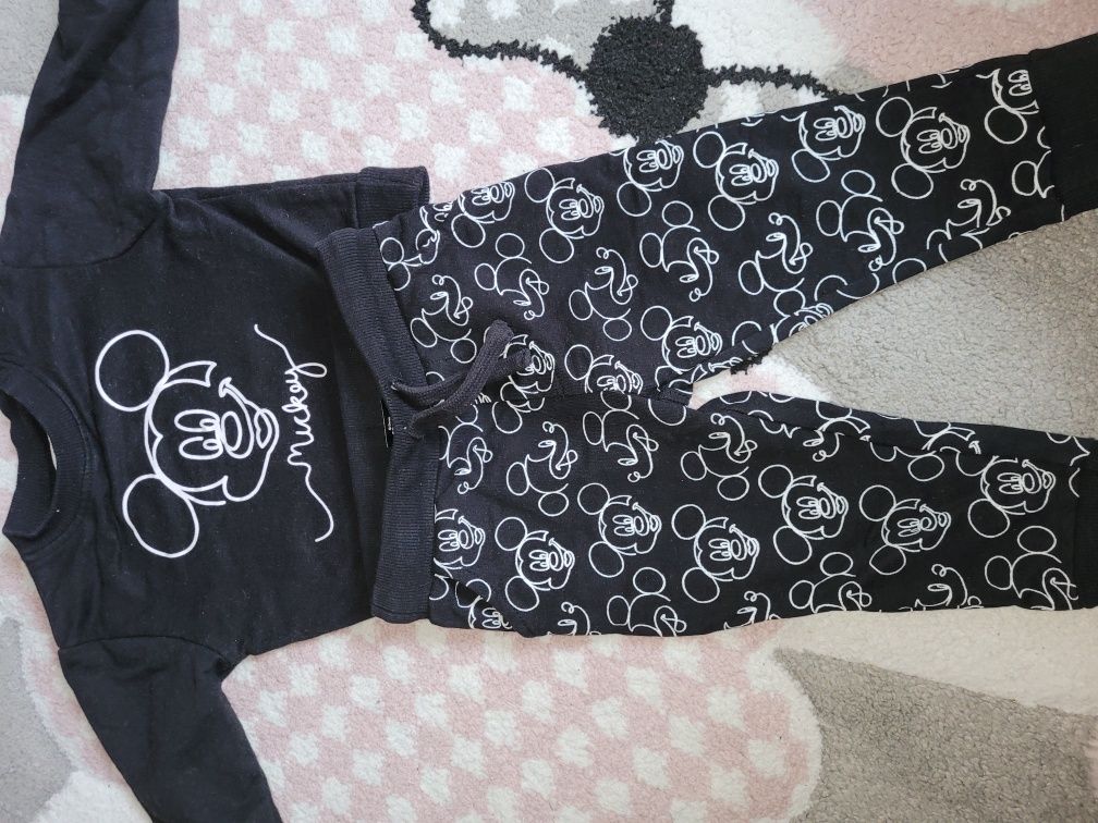 Dres mickey mouse sinsay r. 74