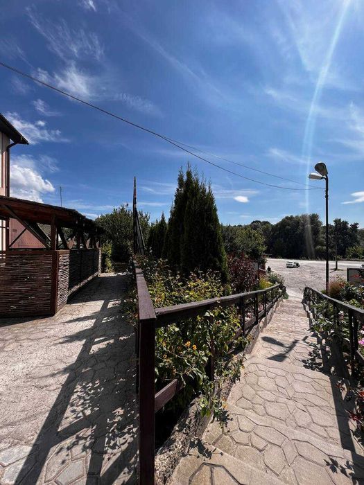 Здам приміщення вільного призначення в самому центрі с . Іркліїв