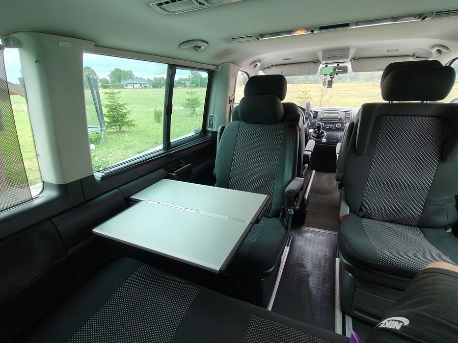 Volkswagen T5 2.5 td _i Multivan, stolik ,lodówka 7 osobowy, oryginał!