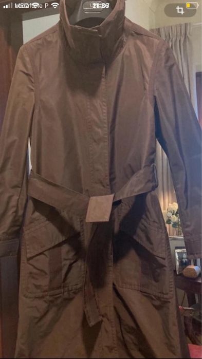 Gabardine Carolina Herrera, castanha, nova.