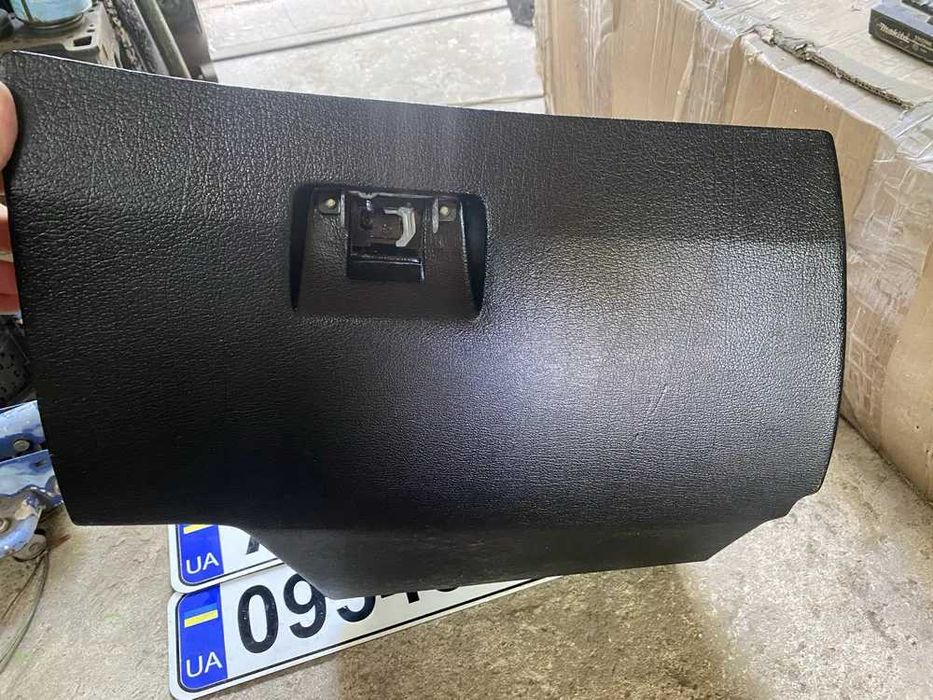 Бардачок бмв е34 до рест