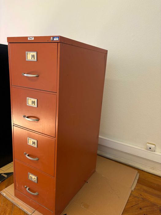 Arquivador metálico 4 gavetas cor laranja