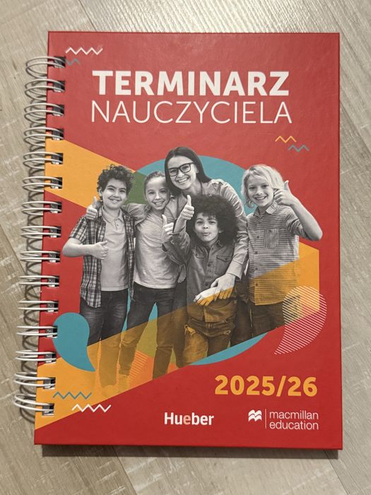 terminarz nauczyciela hueber 2025/2026 nowy + kalendarz