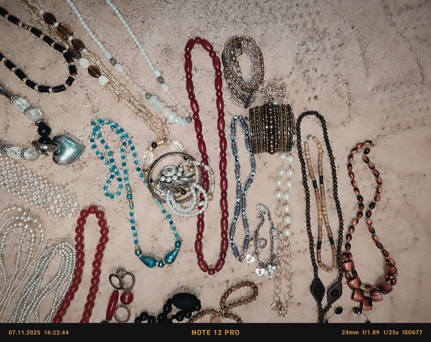 Бусы бижутерия СССР и современные