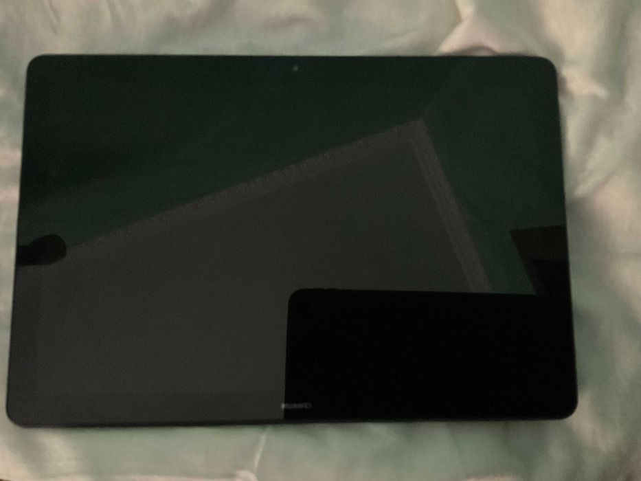 Планшет HUAWEI MediaPad T5 10.1  AGS2-L09 4Gb/64Gb  Black