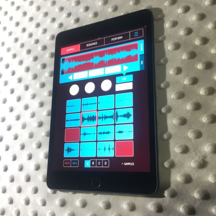 Apple iPad mini 5 64gb в дуже доброму стані