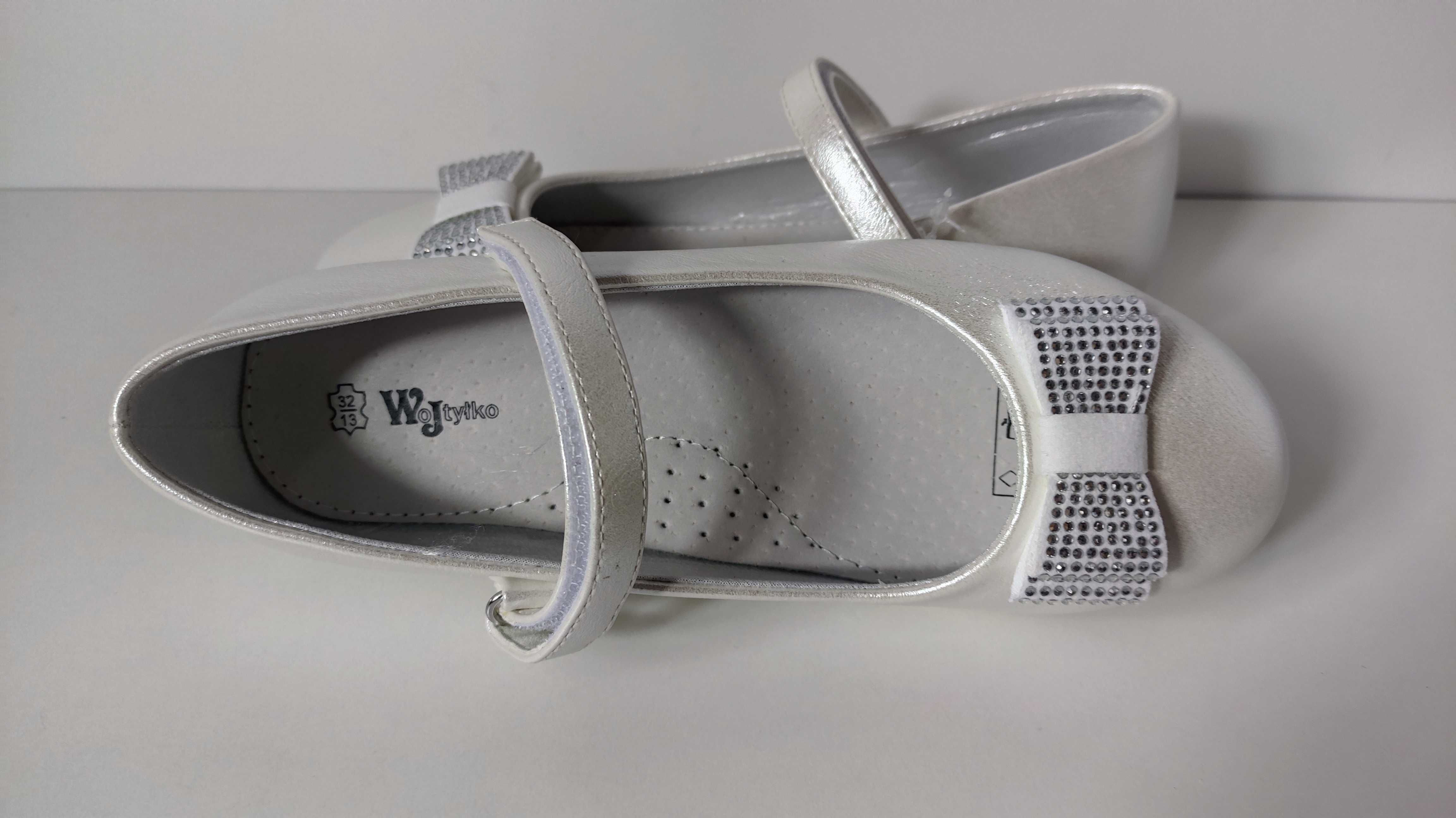 Buty komunijne Wojtyłko białe r. 33 wkładka 21,5cm