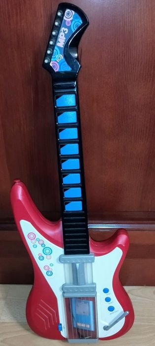 Детская электрогитара Simba.