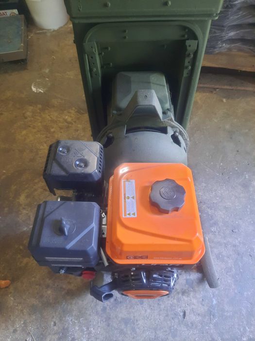 Генератор армейского образца ГАБ-2-0/230 с силовой установкой