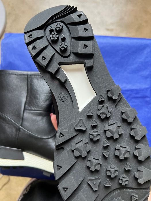 Нові шкіряні зимові чоботи, 36 р.