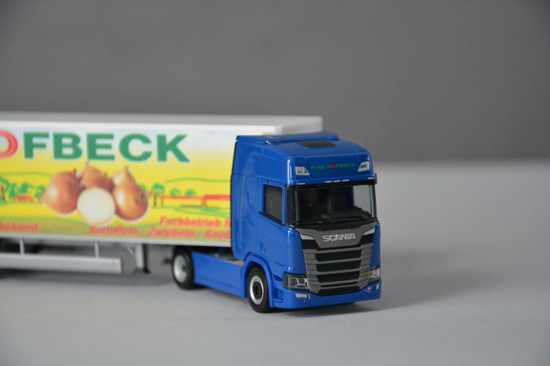 1:87 (H0) Herpa 953306 - Scania CR 20 HD + nacz. 15m - Fritz Hofbeck