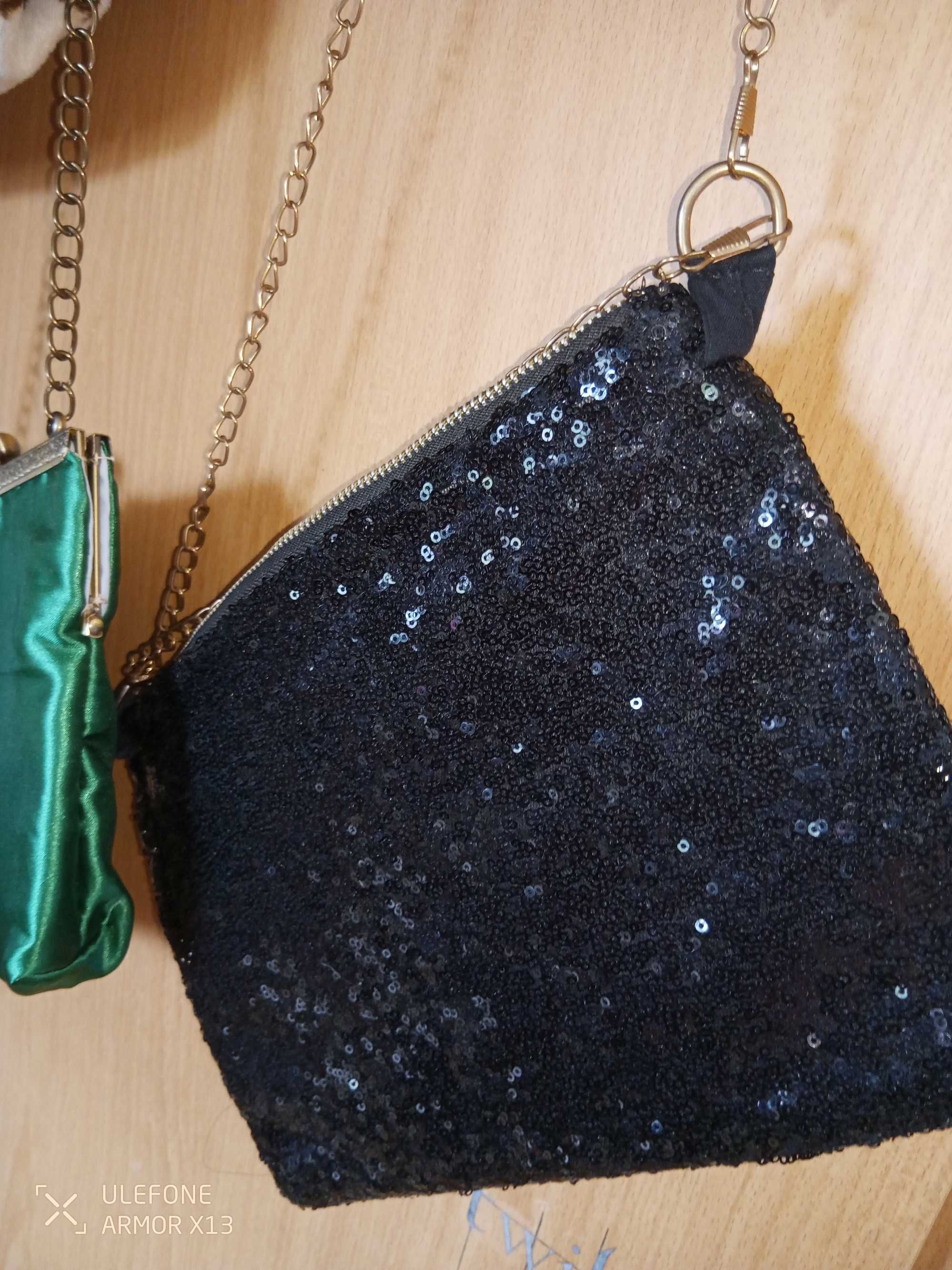 Malas pequenas, clutch cada 5€