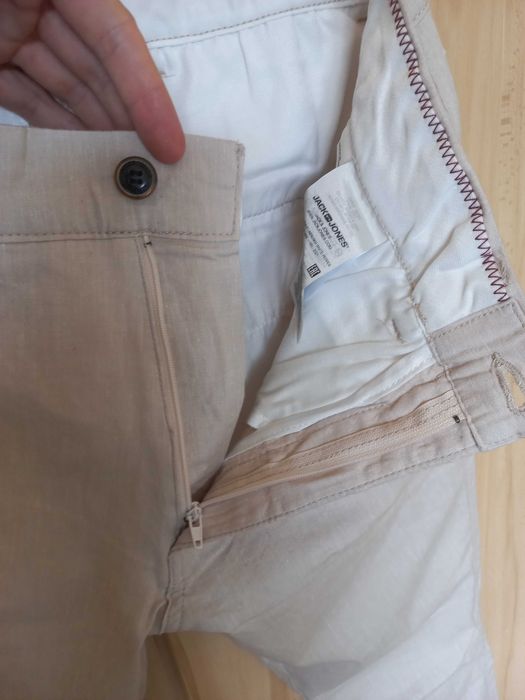 [Nowe z metką] Męskie kremowe spodnie chino Jack & Jones W32 L34