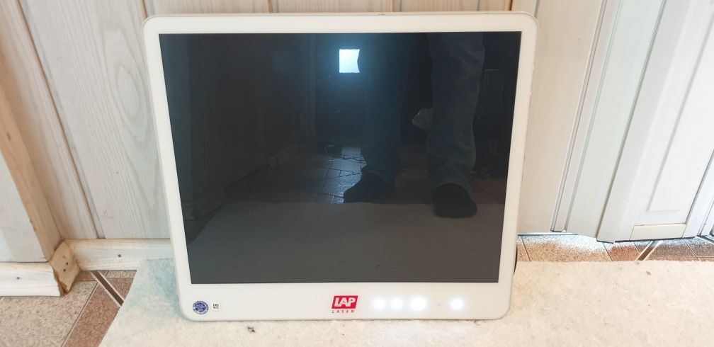 Łap Laser , komputer z ekranem dotykowym , uszkodzony