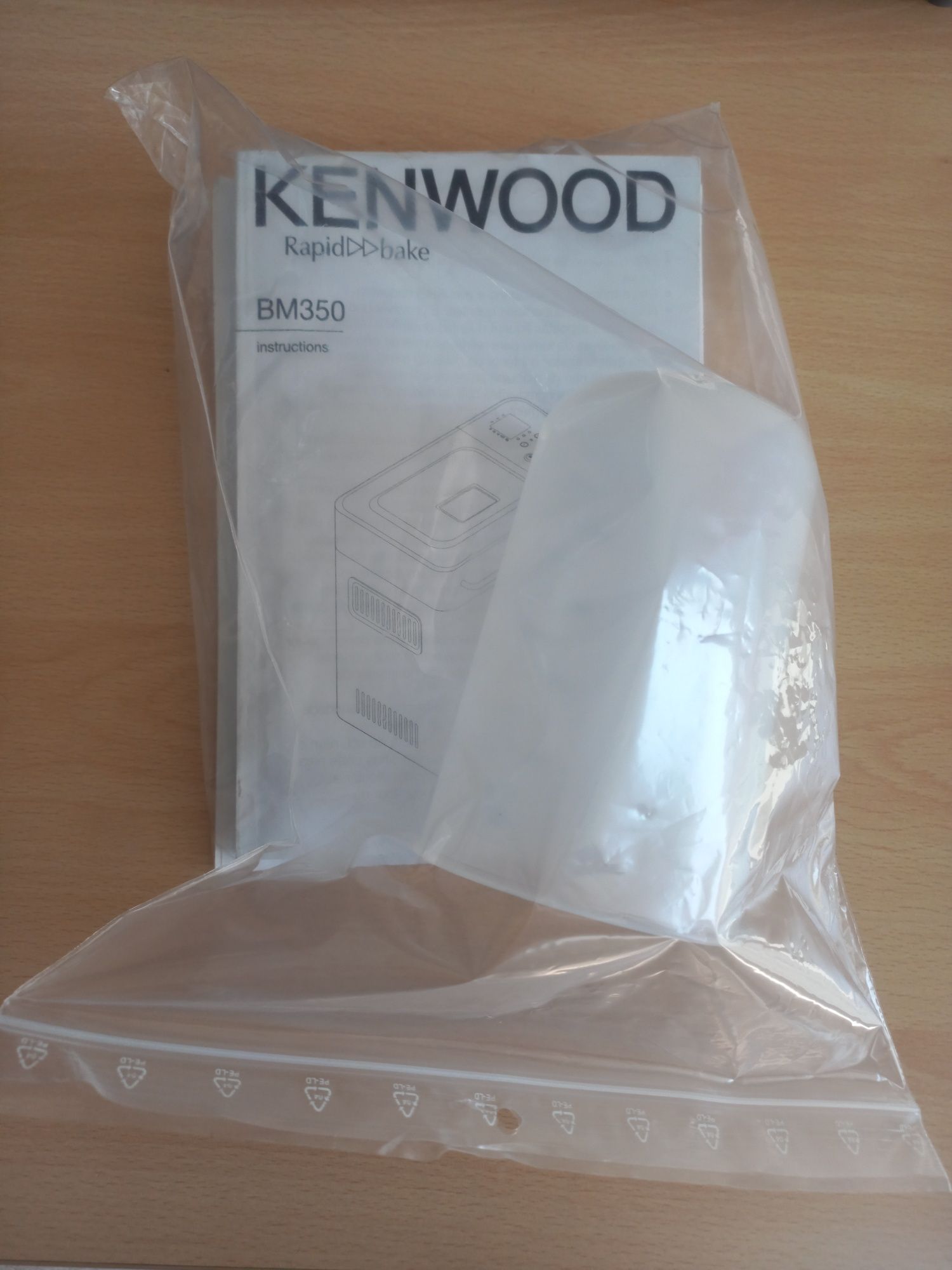 Maszynka do pieczenia chleba Wypiekacz do chleba Kenwood BM350 sprawny