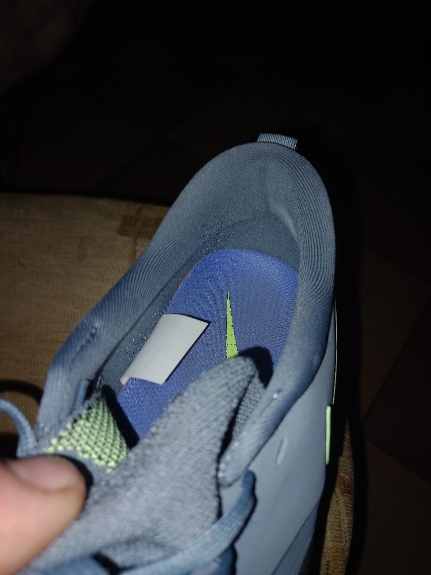 Buty Nike bardzo dobrym stanie rozmiar 45 dl wkładki 29,5