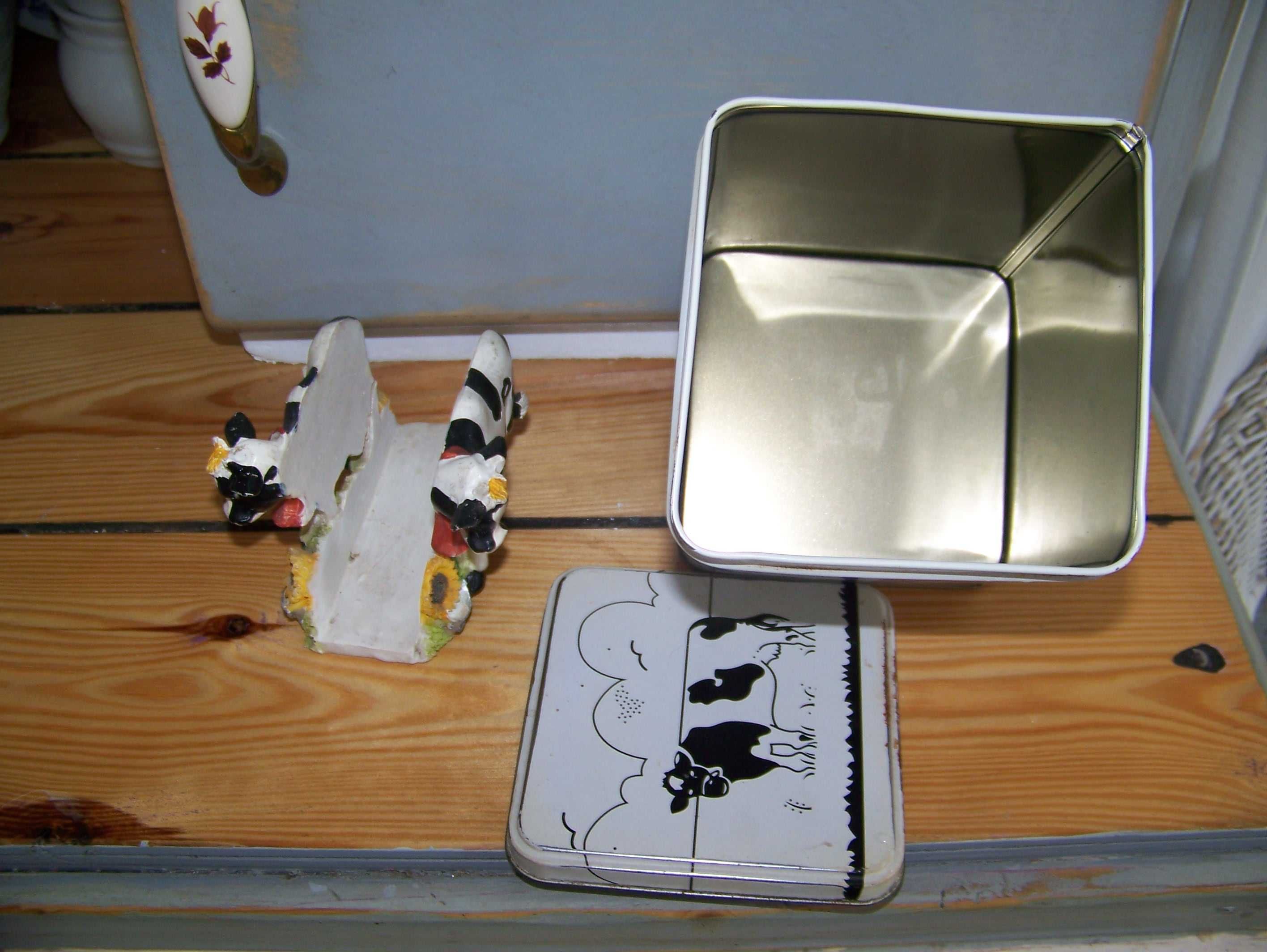 pojemnik - krówki  14cm/10 cm