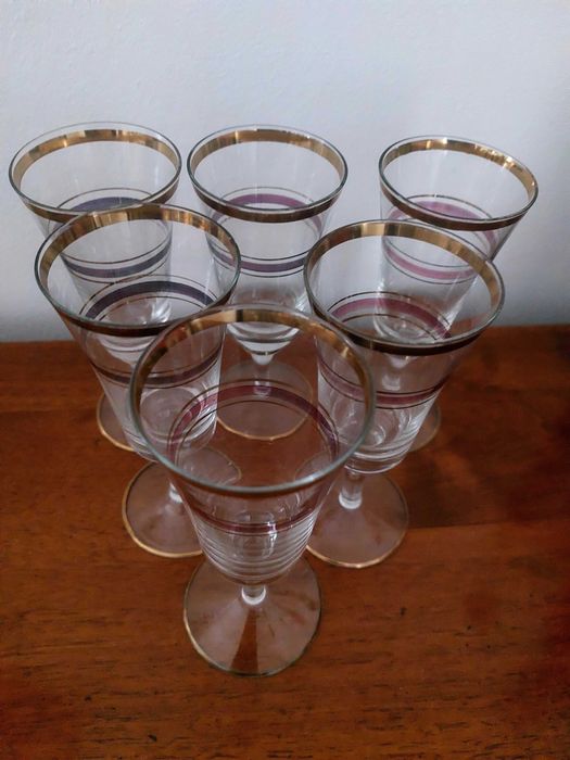 Kieliszki prl zlote paski