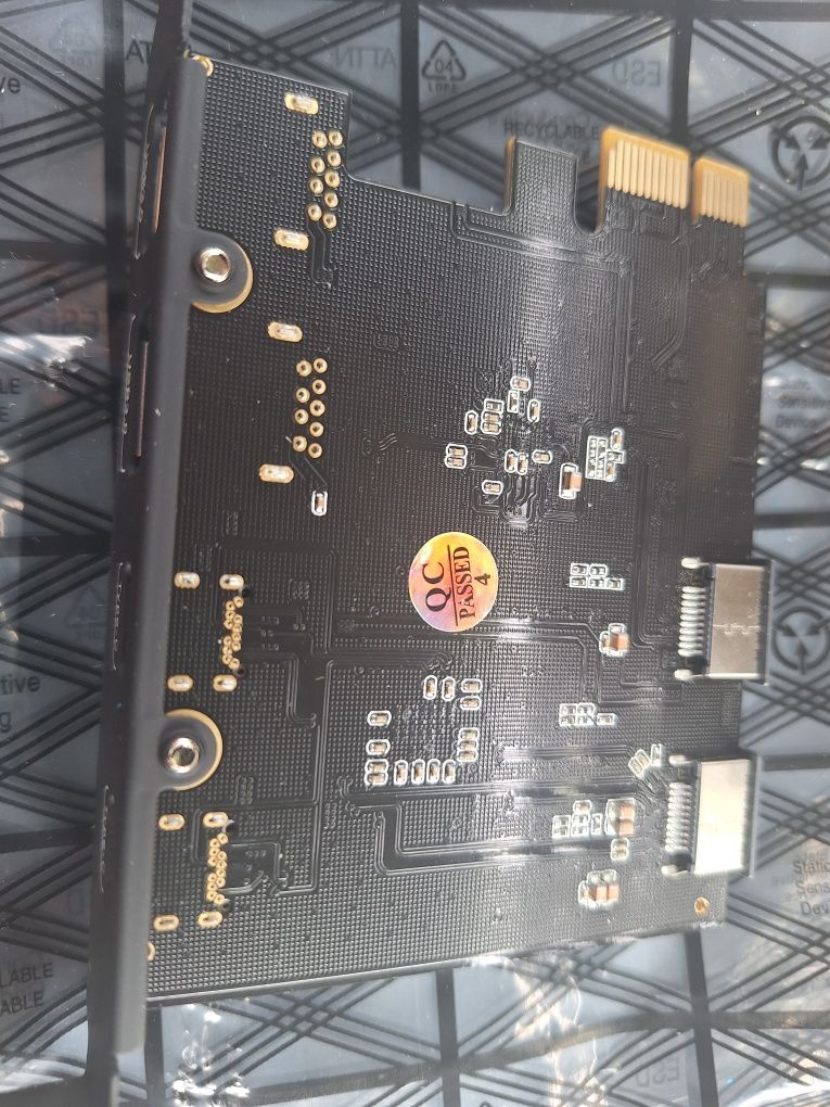 Karta PCIe USB 6 portów – 2x USB-C, 2x USB-A, 2x Type-E