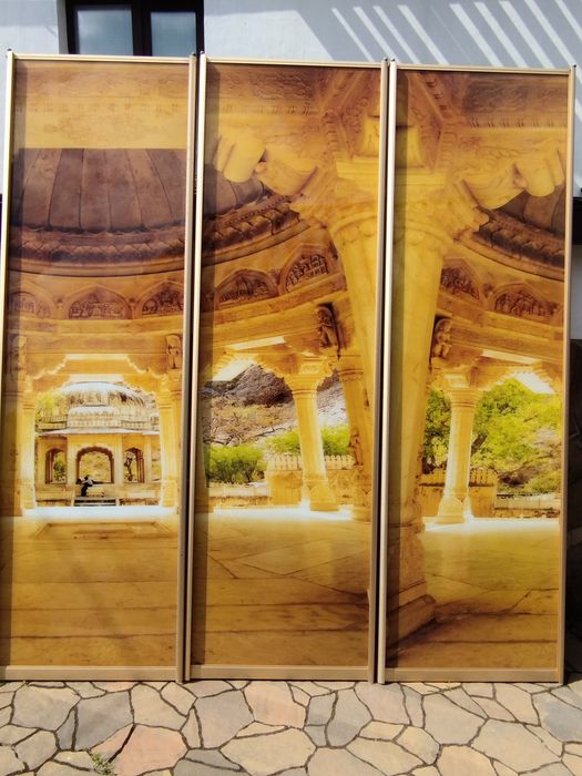 Продам двери фасады на шкаф-купе