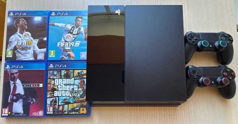 Sony PlayStation 4 - 500 GB CUH-1004A
