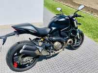 Ducati Monster 821 Dark, 10000km [com vídeo]