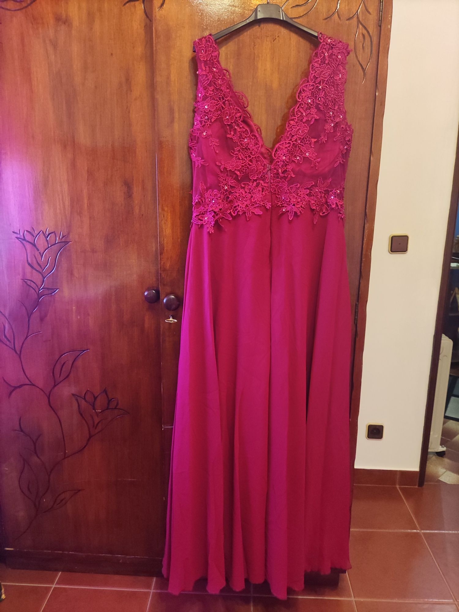 Vestido de cerimónia bordeaux XL