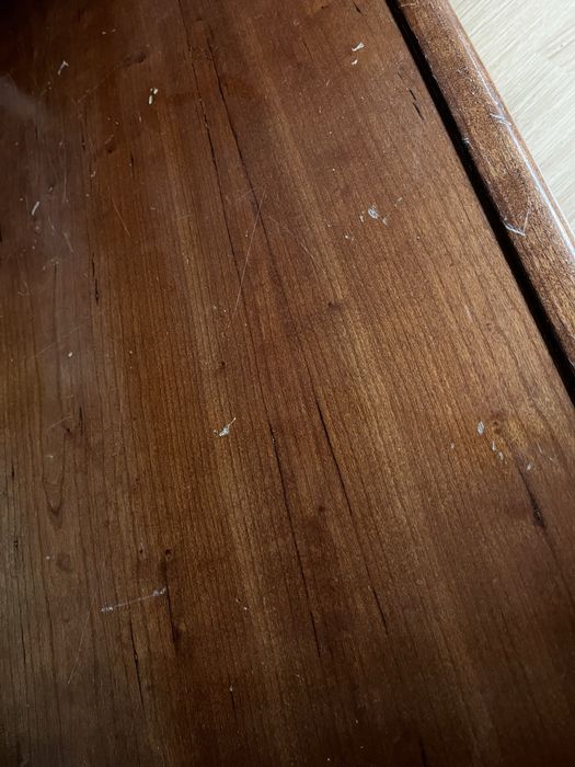 Mesa de madeira com vidro sala estar