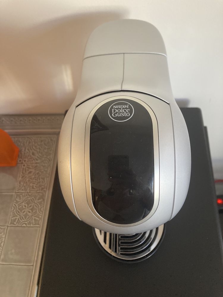 Maquina de café Dolce Gusto automática