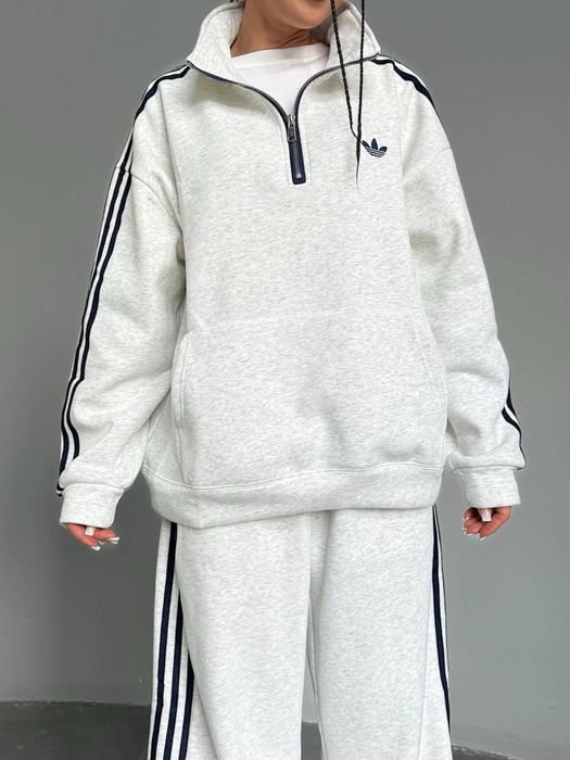 Жіночий спортивний костюм/ спортивний костюм