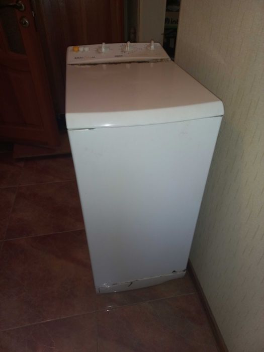 Продам пральну машинку Zanussi (Смарт 5кгАА) б/в на запчастини/ ремонт