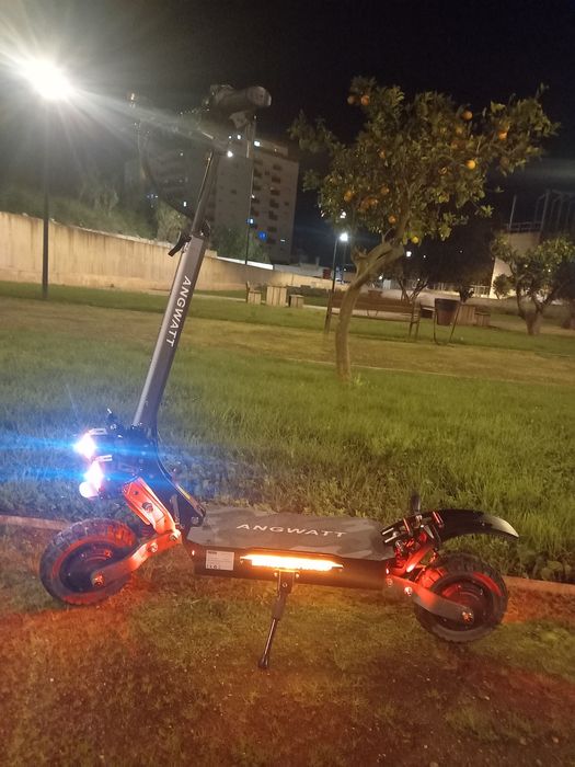 trotinete elétrica angwatt c1
