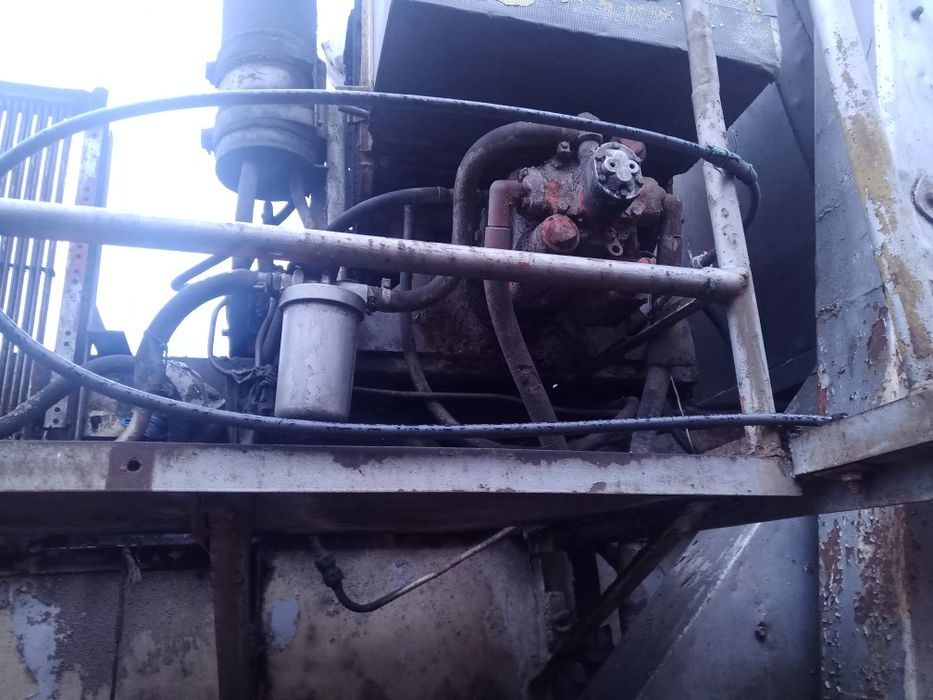 Комбайн продам з жаткою