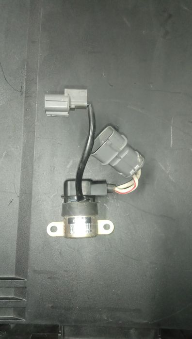 Wlacznik przekaznik przelacznik pompy powietrza honda s2000 denso