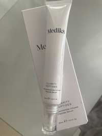 Medik8 clarity peptides