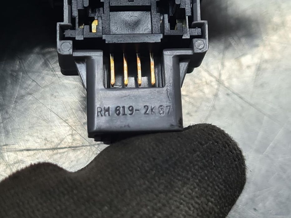 Botão / interruptor 4 piscas CITROËN C1 II