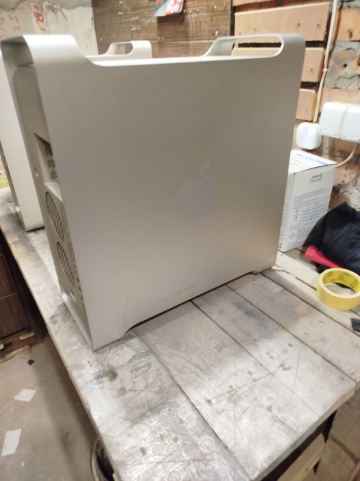 Комп’ютер Apple Power Mac G5 опори для скамейки Aple