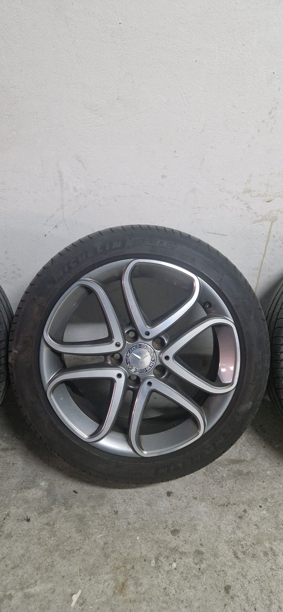 Jantes Mercedes 17 Avantgarde originais Originais com pneus Michelin