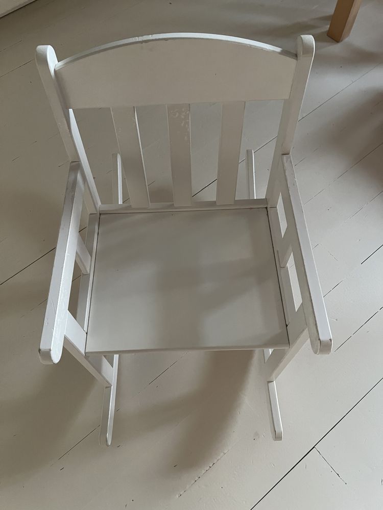 Krzeselko dziecięce Ikea