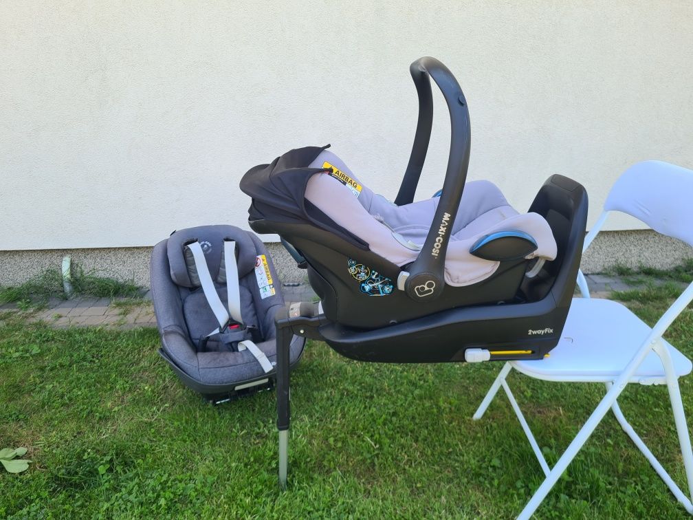 Foteliki Maxi-Cosi z bazą 2wayFix