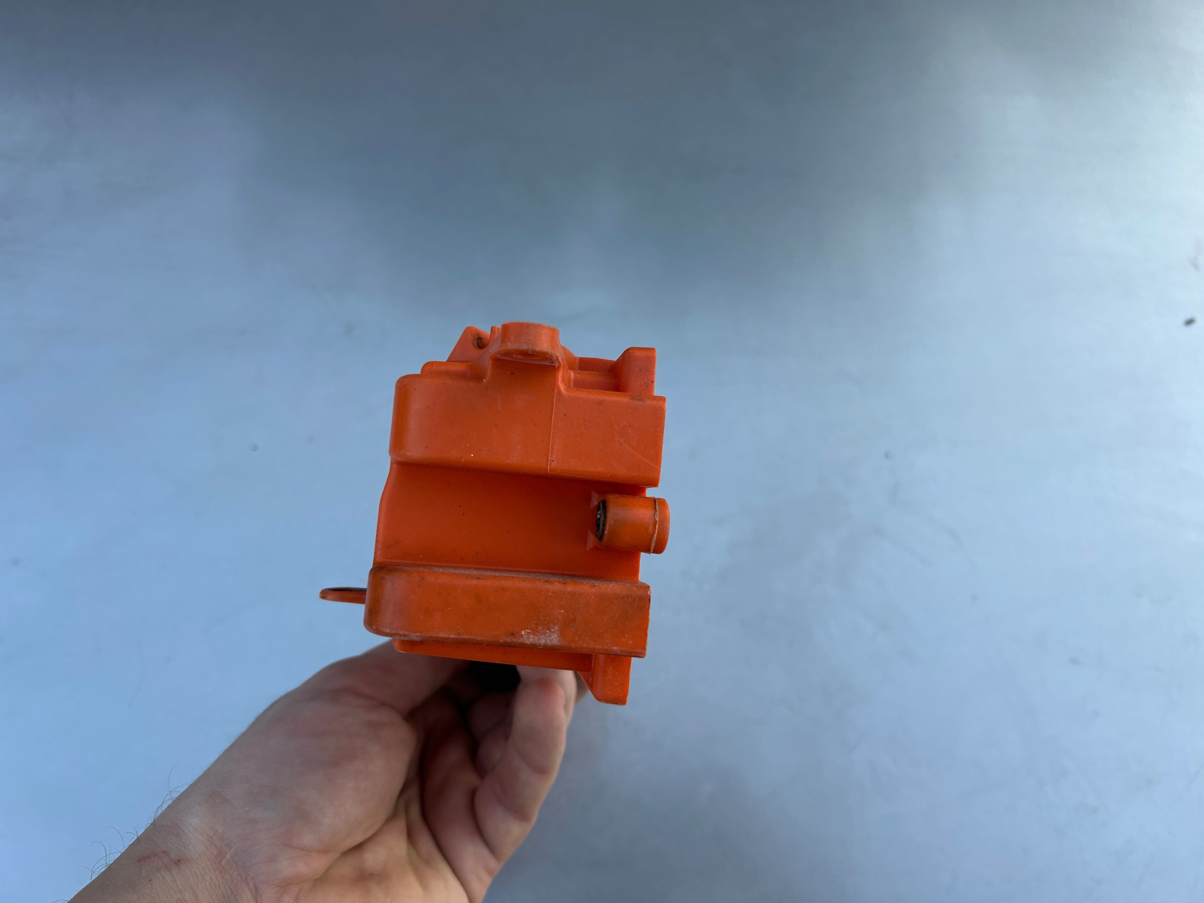 STIHL BR500 BR550 BR600 BR 700 OBUDOWA Podstawa Filtra powietrza (268)