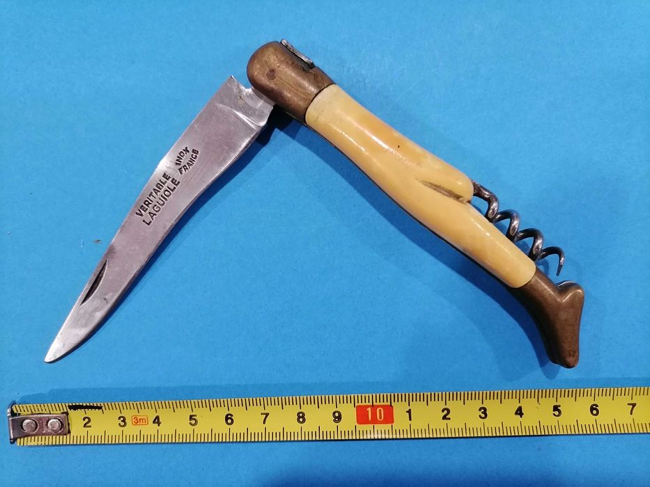 Canivete Coleção da Marca "Laguiole" c/ Saca-Rolhas, Cabo em Resina?