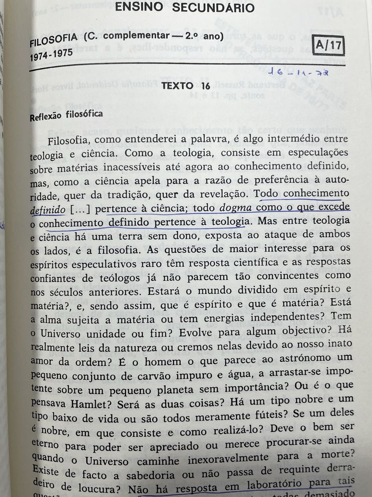 Livros de aprendizagem de Filosofia e Inglês