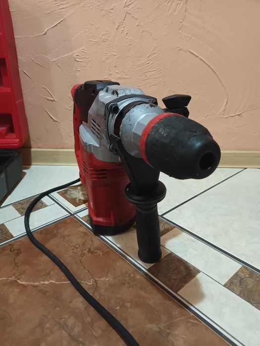 Młot udarowo obrotowy wiertarka SDS MAX Einhell TE-RH 38 3F