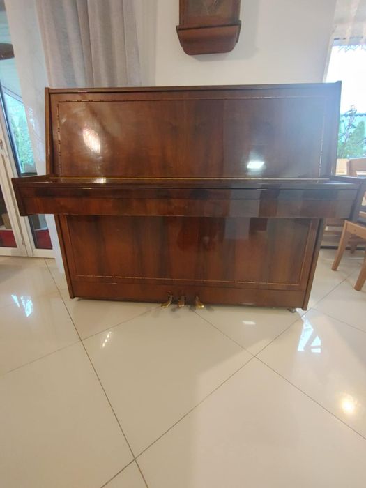 Pianino marki Tchaika